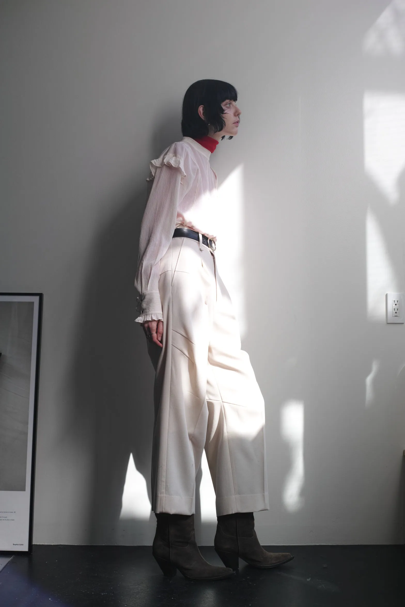 FRILL-TRIMMED BLOUSE