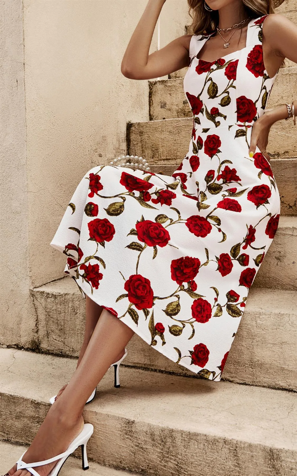 Red Roses Print Heart Neck Midi Dress In White