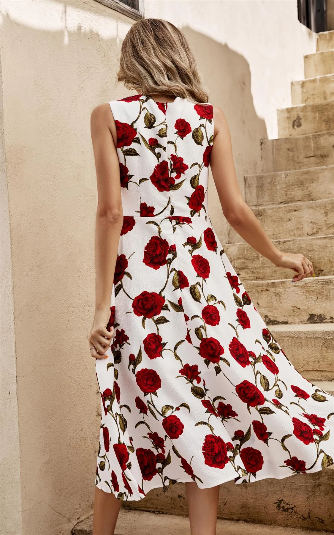 Red Roses Print Heart Neck Midi Dress In White