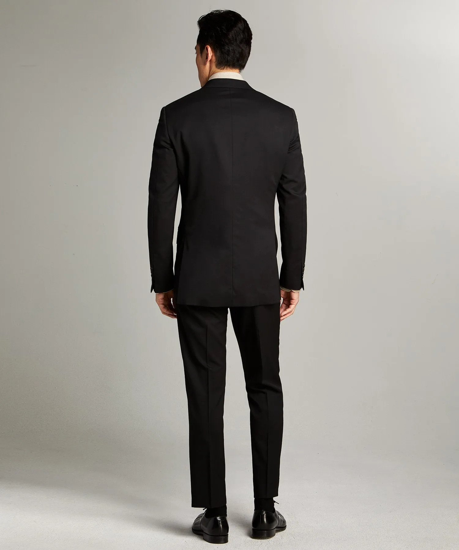Sutton Stretch Tropical Wool Suit in Black