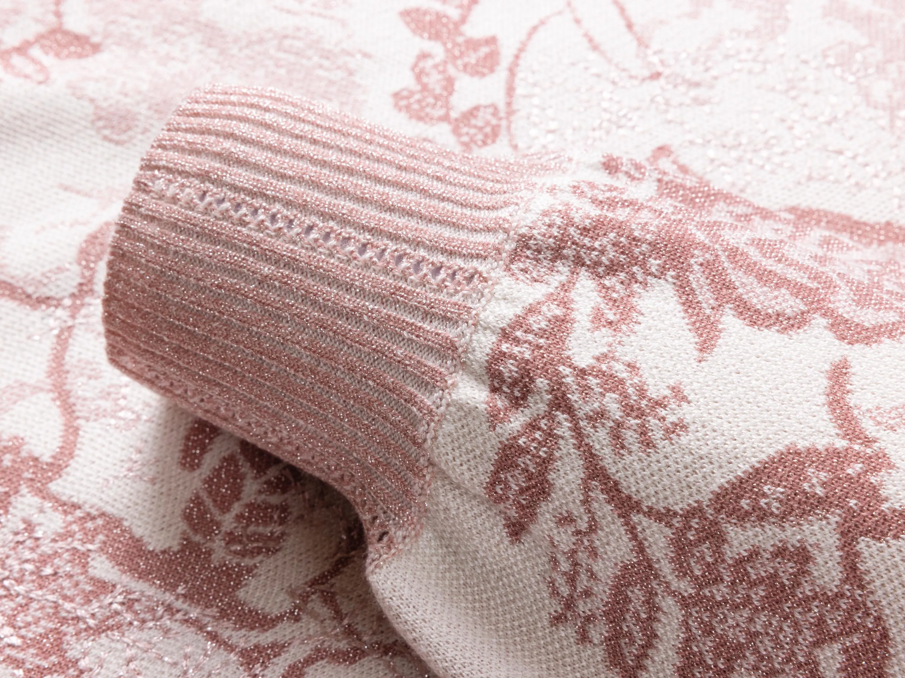 YAYING Silk and Wool Knit Sweater